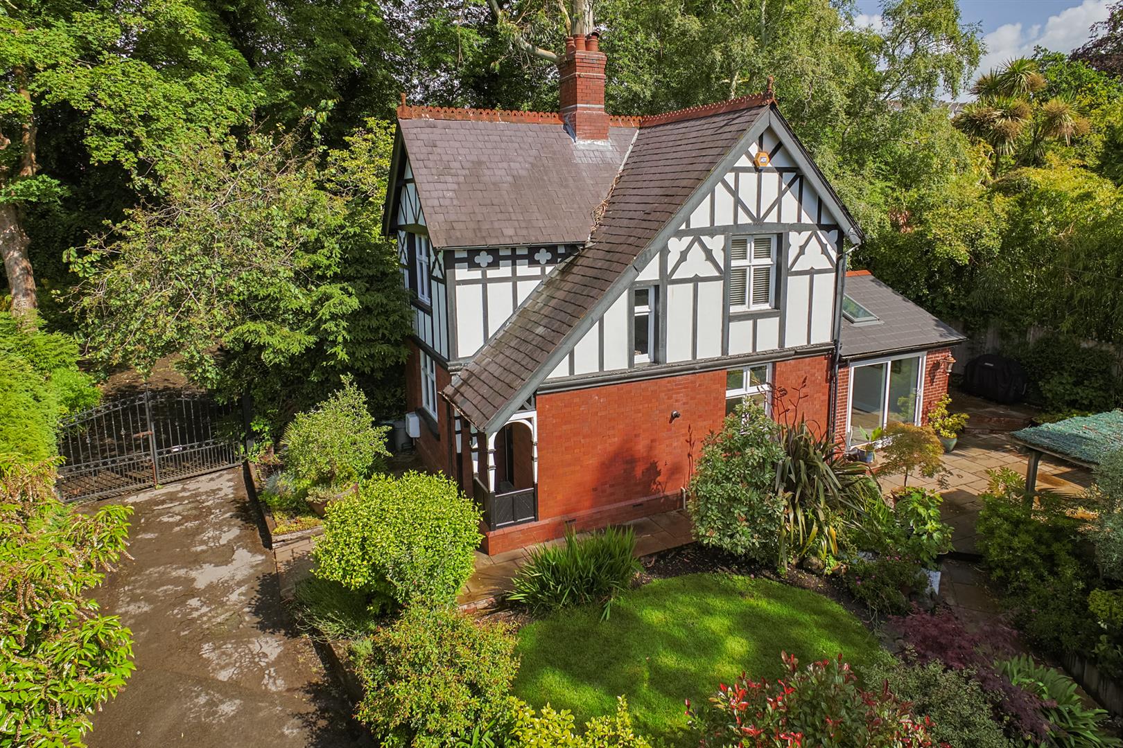 The Lodge, Brynmill Park, Brynmill, Swansea, SA2 0JQ
